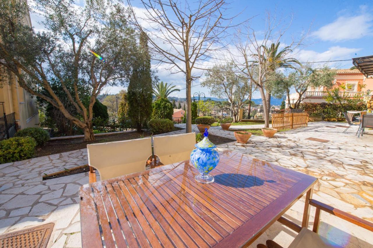 Julias Village-allure Alepou