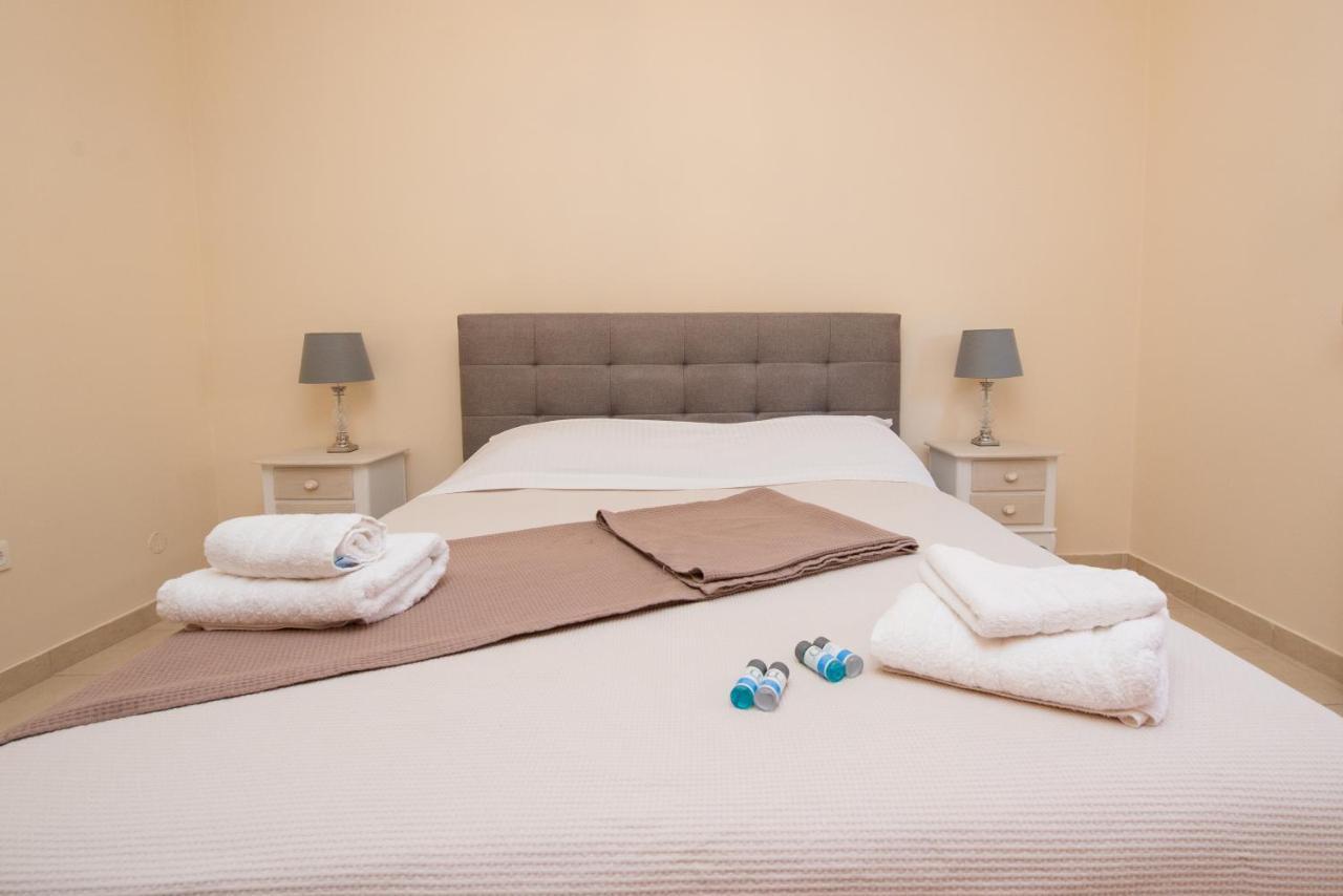 Julias Village-allure Holiday home *