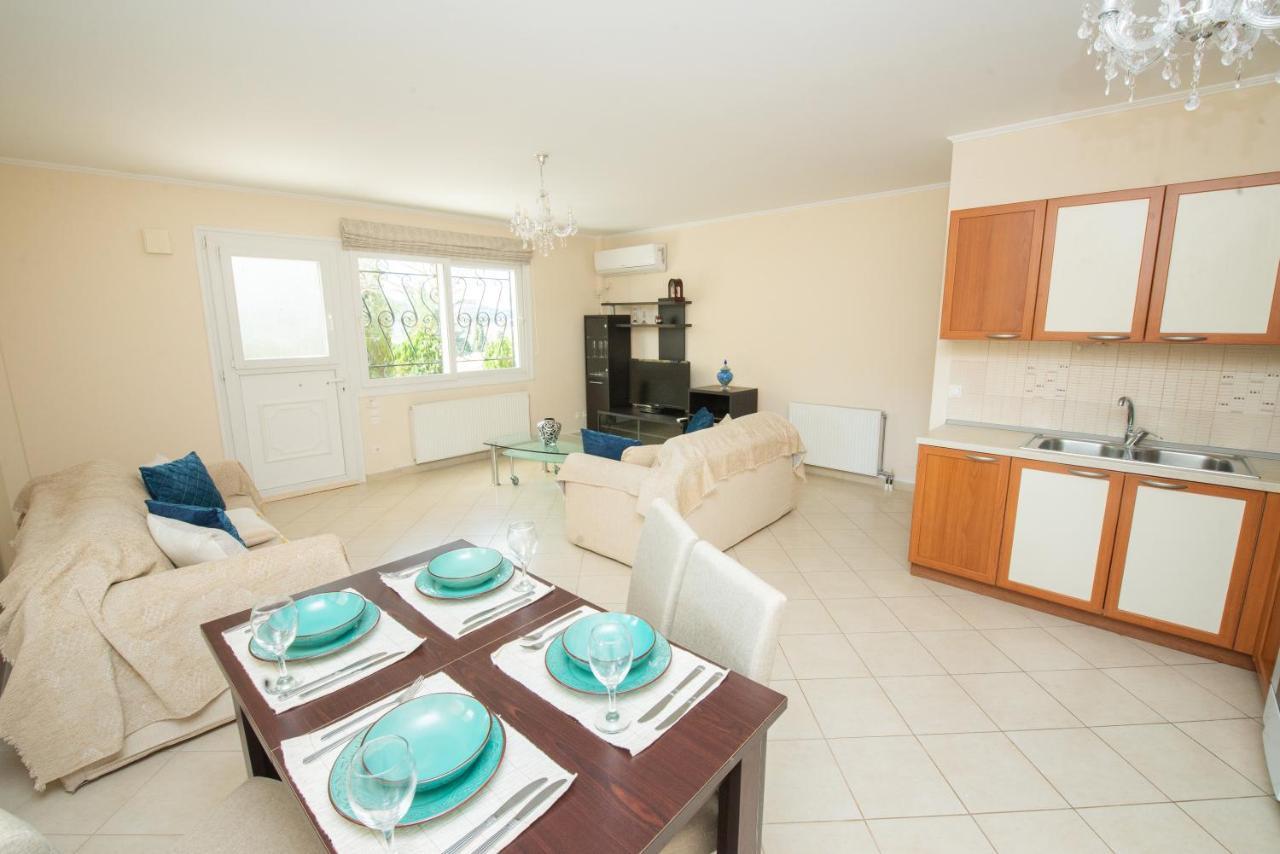 Julias Village-allure Holiday home
